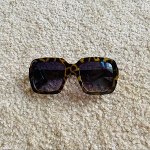 ♥️BOGO♥️New Express Chunky Tortoise Square